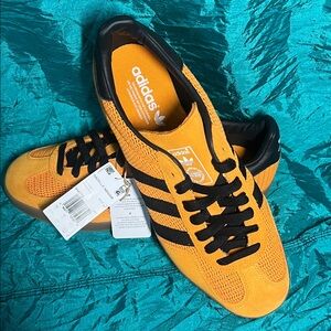 Adidas Gazelle Indoor Orange / Core Black Mens-10.5 Sneakers